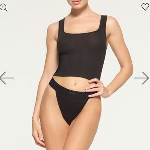 Skims Cotton Rib Tank in Soot